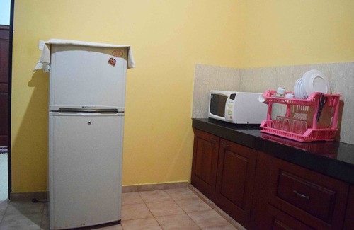 Hikkaduwa Villa | Villa Wynn air con House Hikkaduwa (2BR 2BA, 300m to Beach)