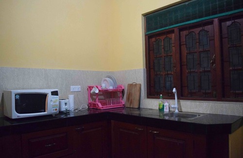 Hikkaduwa Villa | Villa Wynn air con House Hikkaduwa (2BR 2BA, 300m to Beach)