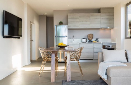 Chaweng City Center Villa | Villa Yao Noi Como 1Br Ocean View