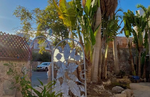 Eilat Villa | Villa Yuka - Spacious 6-bedroom in Eilat with Heated Pool