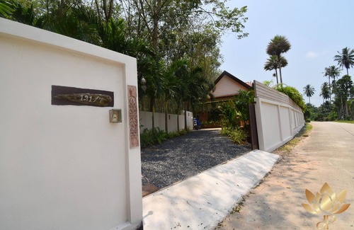 Maret Villa | Villa ZEN, 4 Bedrooms, BANGKAO