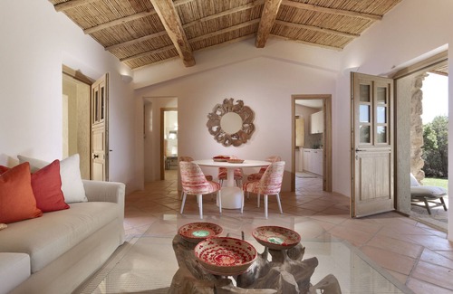 Arzachena Villa | Villa 'Zolo' with Sea View, Wi-Fi and Air Conditioning
