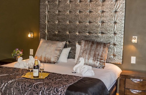 Otjiwarongo Hotel | Village Boutique Hotel