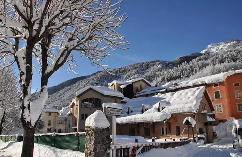 Saint-Etienne-de-Tinee Apartment | Village Club Le Rabuons * - Ternélia - Family room for 5 people