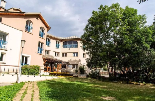 Saint-Etienne-de-Tinee Apartment | Village Club Le Rabuons * - Ternélia - Family room for 5 people