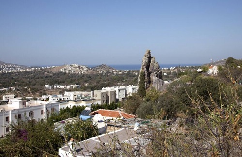 Yalikavak Cottage | Village Cottage - Private plunge pool - Aegean Sea View