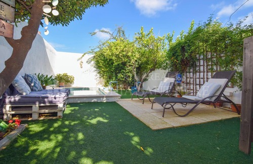 Colonia de Sant Pere House | Village house in Colony of Sant Pere