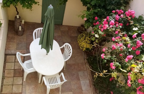 Saint-Michel-de-Lanes House | Village house