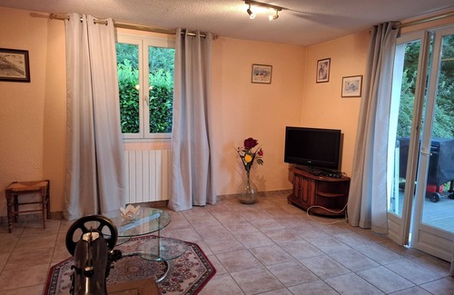 Saint-Pierre-le-Vieux House | Village house - La Bascule