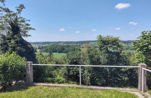 Gontaud House | Village house with garden