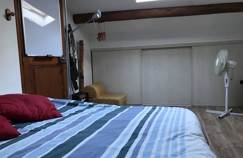 Bernis House | Village house with land and pool