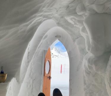 Avoriaz Hotel | Village Igloo Morzine Avoriaz