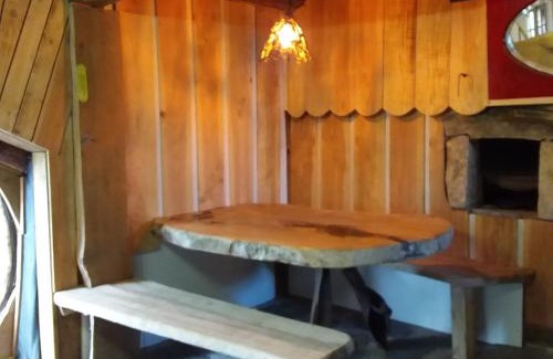 Montagny-sur-Grosne House | Village.insolite