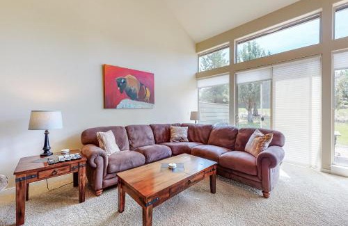 Redmond House | Village Loop in Eagle Crest