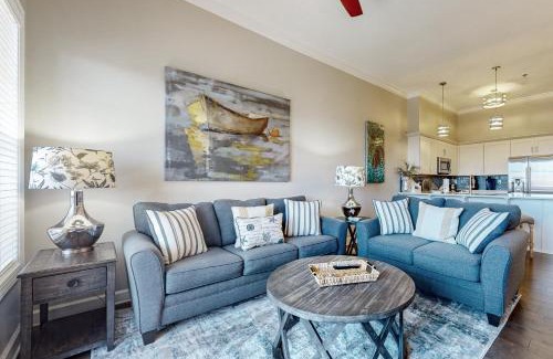 Seacrest Beach Apartment | Village of South Walton A326