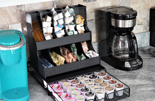 Villages of Crystal Beach House | Village Retreat, Resort Pool and 3 blocks to beach !