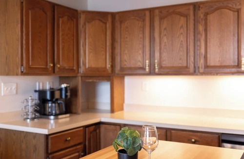 Charlevoix Condo | Villager Loft | Pool Table & Dining Discounts
