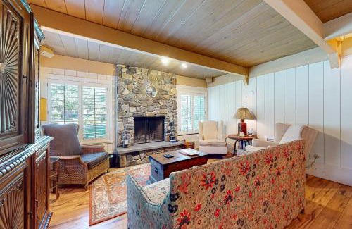 Sun Valley Apartment | Villager Retreat