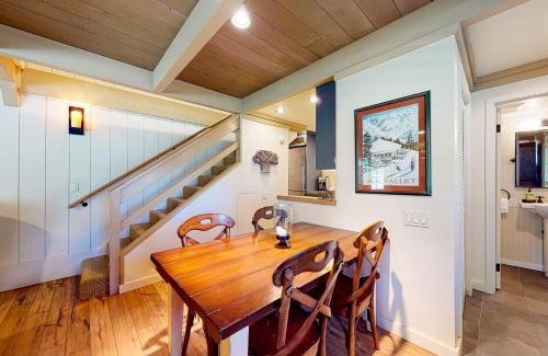 Sun Valley Apartment | Villager Retreat