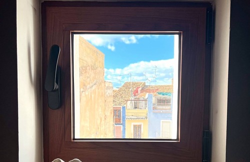 Old Town Apartment | Villajoyosa- Top Apt + Rooftop with Amazing Seaview