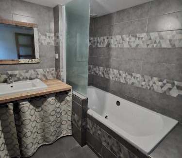 Chatillon-sur-Chalaronne House | Villardy