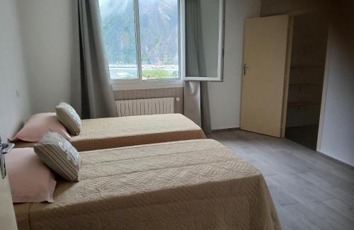 Villargondran Apartment | VILLARGONDRAN ski en Maurienne garage vélos