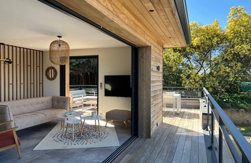 Molini Villa | Villas Agosta - Bergamia - sea view 50 m from the beach, new and luxurious