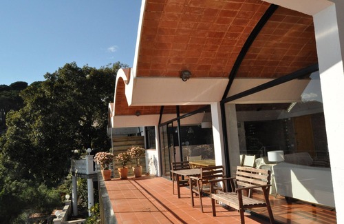 Lloret de Mar House | Villas Costa Brava- Villa Sol Solet. First line of the sea in Cala Canyelles