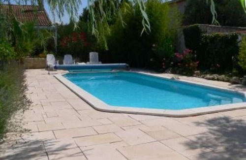 Entraigues-sur-la-Sorgue Villa | villas - 6 rooms - 6/8 persons