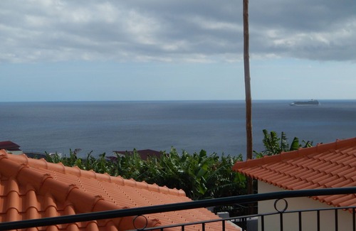 Santa Cruz Ski Chalet | Villas Madalena - Suberb Chalet T2 Sea View and Wi-fi