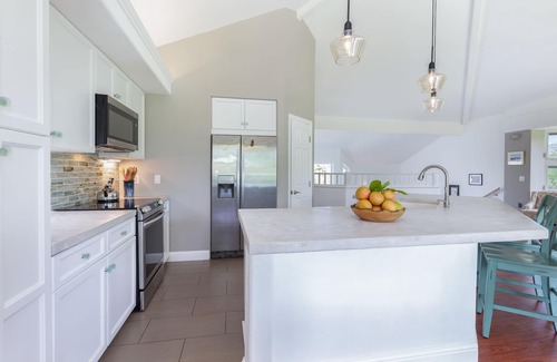 Kaiulani House | VILLAS ON THE PRINCE 27 - PRIVATE GATED UPSCALE COMMUNITY - PANORAMIC GREENERY