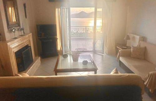 Paleros Villa | VillaSunset