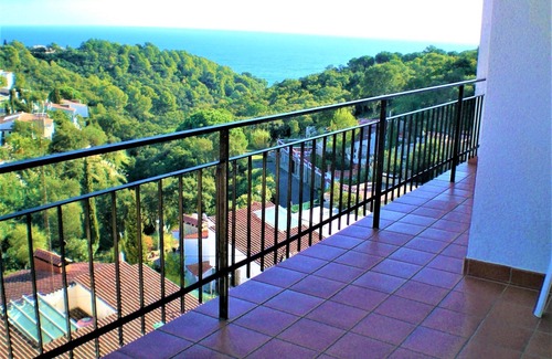 Canyelles Apartment | Villenpark Playaarena - Apt. Playa Brava C12