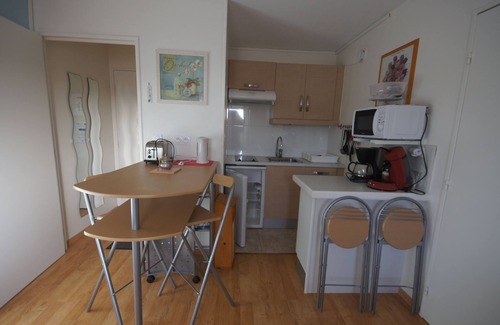 Villers-sur-Mer Apartment | Villers sur mer apartment 300 metres from the beach 200 metres from shops