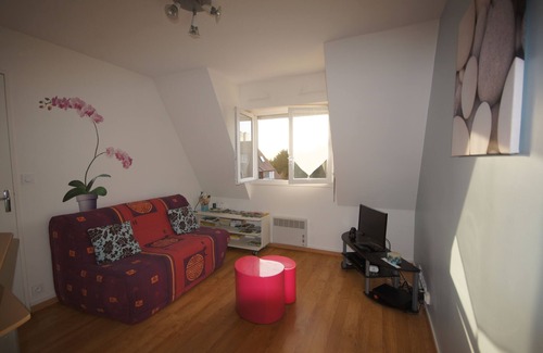 Villers-sur-Mer Apartment | Villers sur mer apartment 300 metres from the beach 200 metres from shops