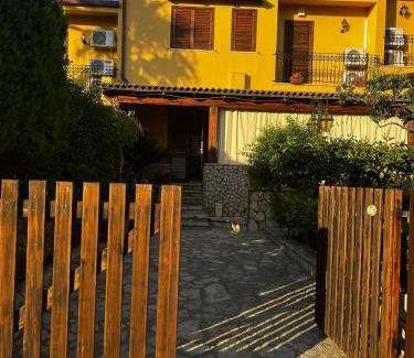 Custonaci Villa | Villetta Vista Mare Cornino