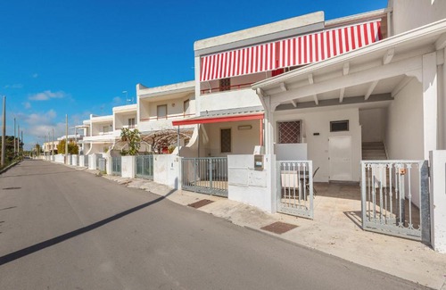 Roca Vecchia House | Villino Crisali' by BarbarHouse