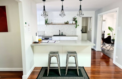 Margaret River House | Viña del Mar - Luxury house with heated pool in the centre of town!