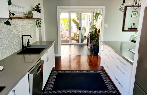 Margaret River House | Viña del Mar - Luxury house with heated pool in the centre of town!