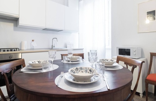 Magenta Apartment | Vincenzo Monti 29 C - One Bedroom Apartment, Sleeps 4