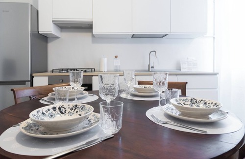 Magenta Apartment | Vincenzo Monti 29 C - One Bedroom Apartment, Sleeps 4