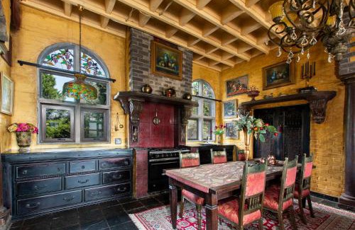 George Bed & Breakfast | Vineam Castle - Manor Guesthouse