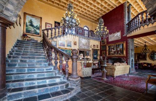George Bed & Breakfast | Vineam Castle - Manor Guesthouse