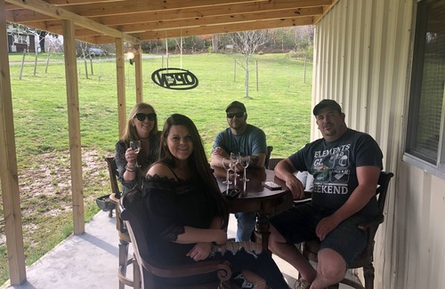 Murphy Cabin | Vineyard Cabin Rental