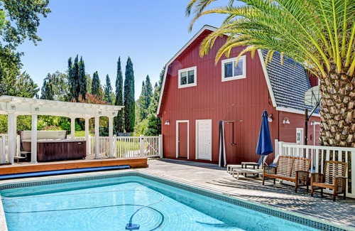 Forestville House | Vineyard home with private pool & hot tub, outdoor kitchen, fast WiFi & acreage