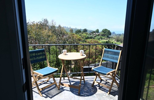 Carpinteria House | Vineyard House Carpinteria CA