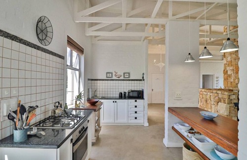 Franskraal House | Vinho Verde | Splendid sea view | Jacuzzi
