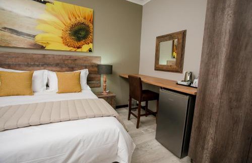 Nelspruit House | Vinique Guesthouse