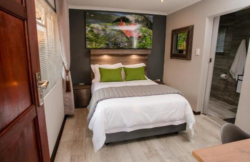 Nelspruit House | Vinique Guesthouse