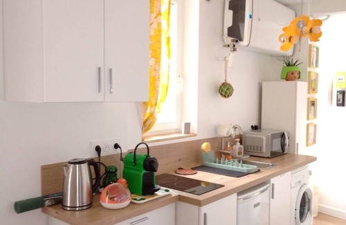 Esbly Apartment | Vintage, 10 min from Disneyland -30 min from Paris- 50m from train station - 30min from CDG airport